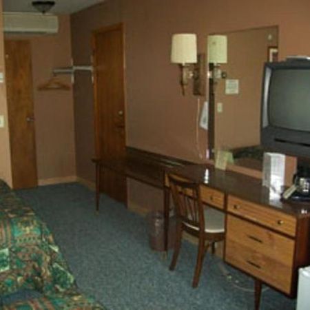 Black Bear Motel Cameron Ruang foto